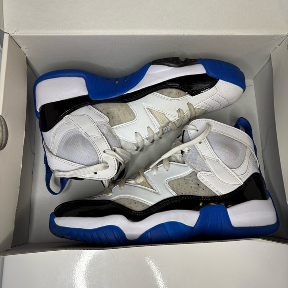 Jordan Jumpman Two Trey - Picture 9 of 12